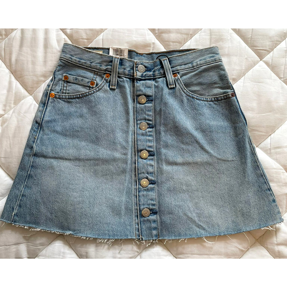 NWT Levi's Button Front Denim A-Line Mini Skirt Size 25 (retro y2k concert)